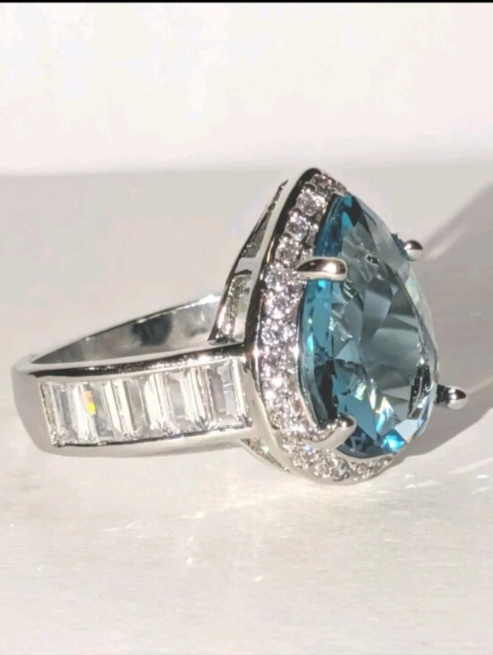 Shimmering 5ct Pear Cut Lab Created Blue Topaz Ring 14k White Gold Plated Sz 6